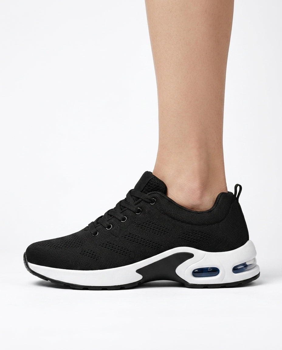 product_02_worn_on_foot_studio
